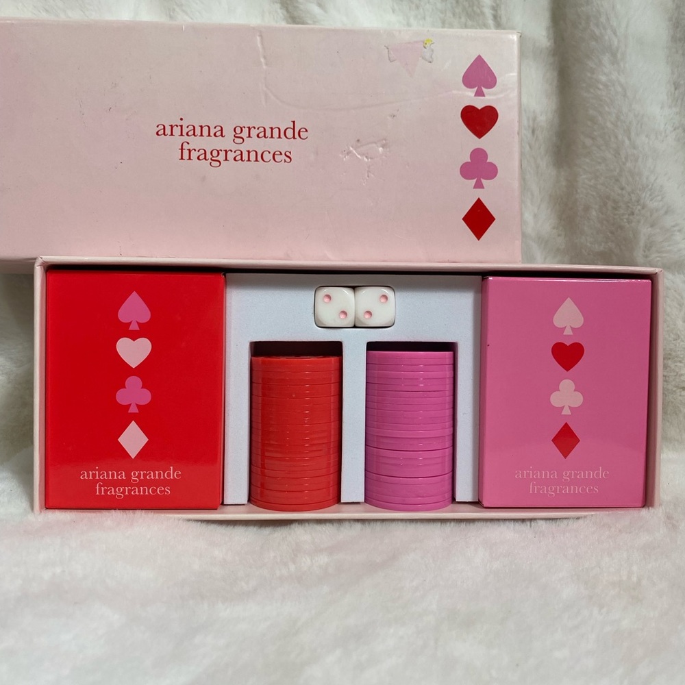 Ariana Grande Fragrances Set - Red and Pink